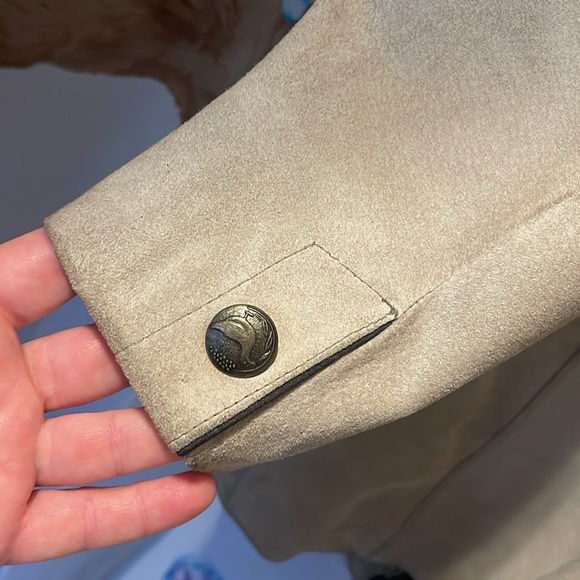 Bavarian suede coat bought in Germany - Picture 15 of 16